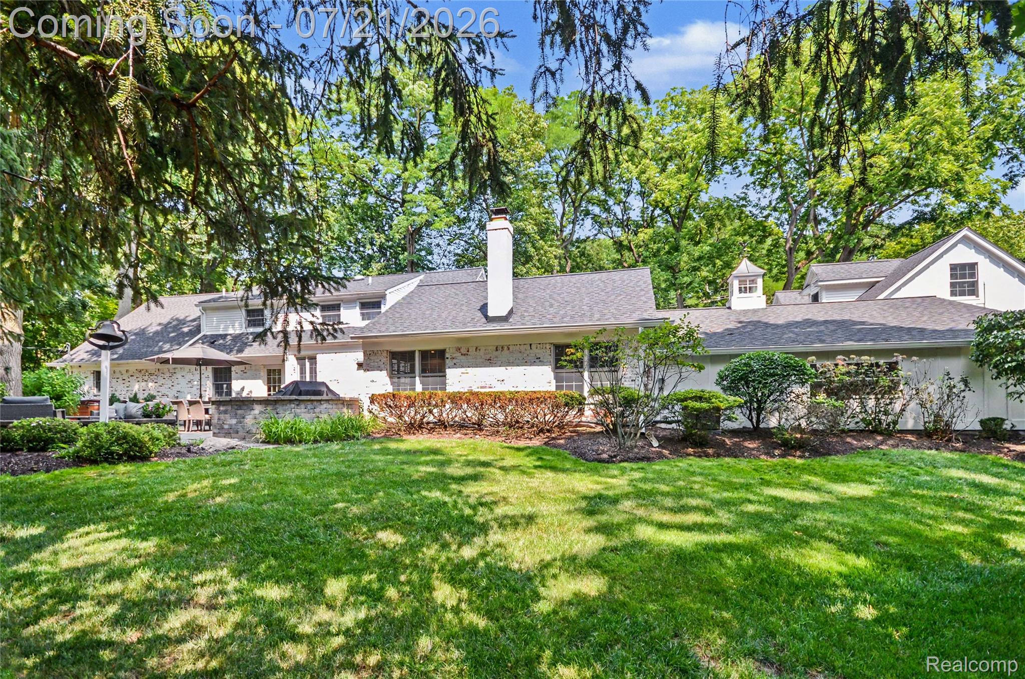 3780 Squirrel Road Bloomfield Hills, MI 48304 - Photo 47 of 59 absolutely gorgeous yard!