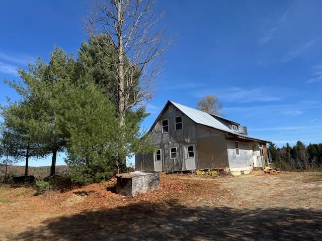 339 Kingdom Road Albany, VT 05845 - Photo 2 of 33