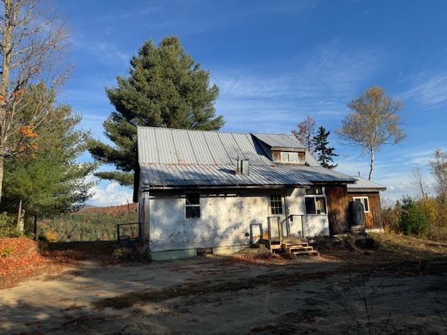 339 Kingdom Road Albany, VT 05845 - Photo 4 of 33