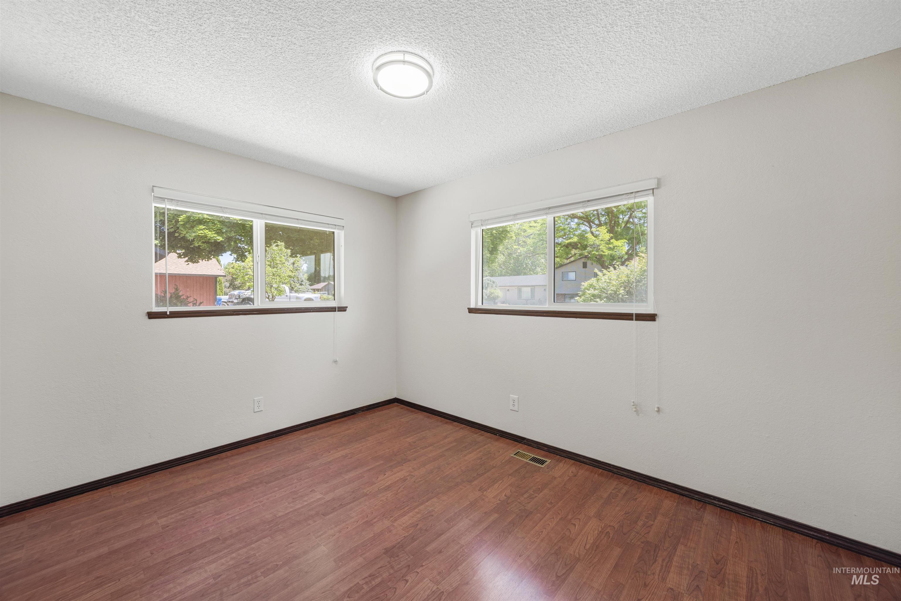 11198 West Oneida Drive Boise, ID 83709 - Photo 12 of 36