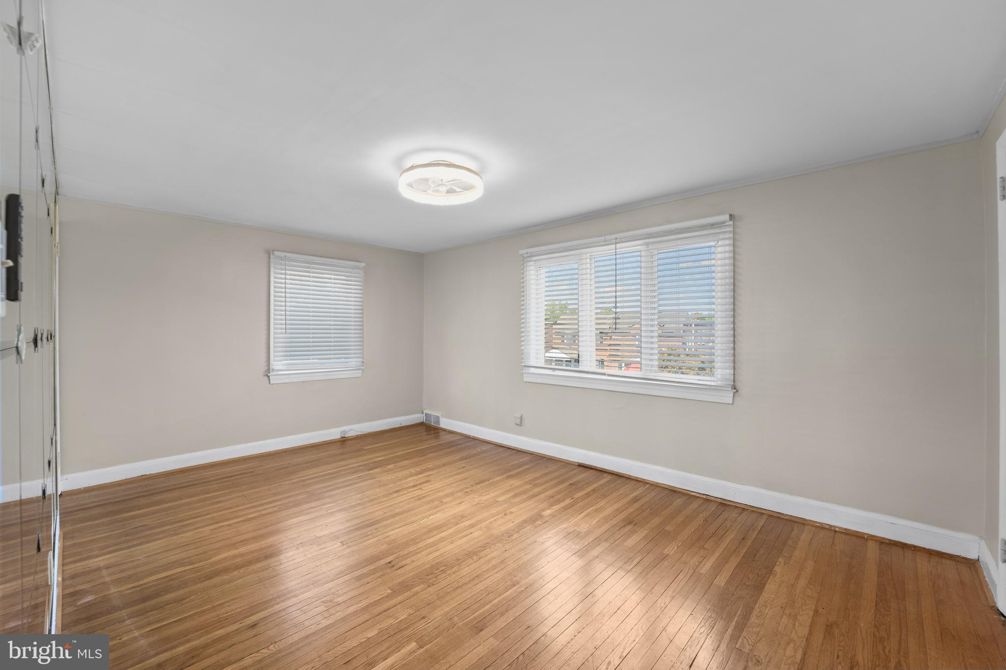 816 Laurel Road Yeadon, PA 19050 - Photo 17 of 35