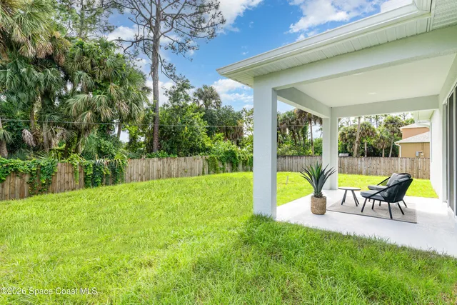 $2,100 | 1370 Seabreeze Street Southwest, Palm Bay, FL 32908