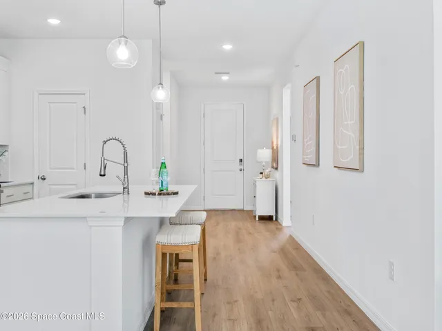 $2,100 | 1370 Seabreeze Street Southwest, Palm Bay, FL 32908