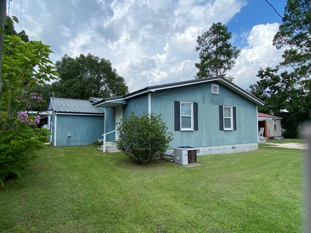 606 Tifton Road Nashville, GA 31639 - Photo 5 of 26 Gallery Image 5