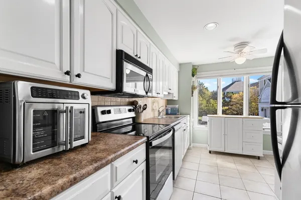$569,900 | 15 Abington Road, Unit 15, Danvers, MA 01923