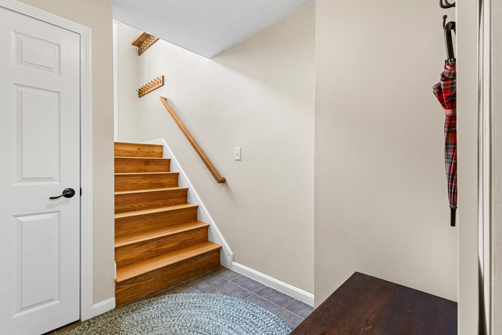 15 Abington Road, Unit 15 Danvers, MA 01923 - Photo 18 of 39