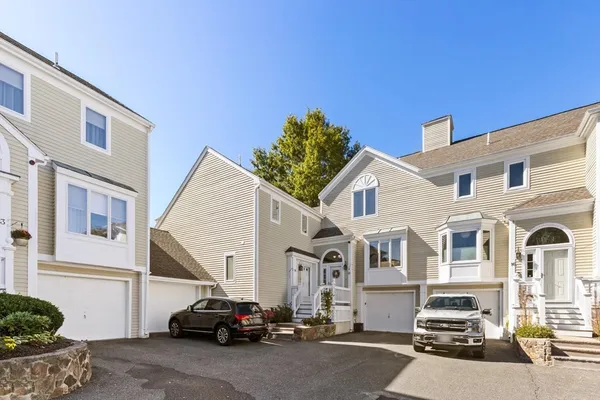 $569,900 | 15 Abington Road, Unit 15, Danvers, MA 01923