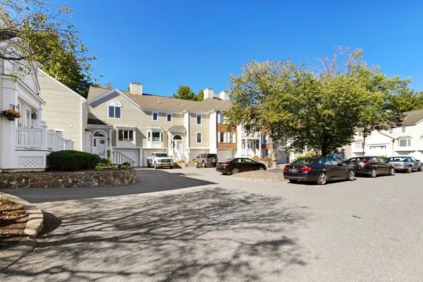 $569,900 | 15 Abington Road, Unit 15, Danvers, MA 01923