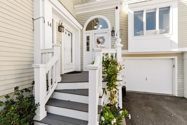 $569,900 | 15 Abington Road, Unit 15, Danvers, MA 01923