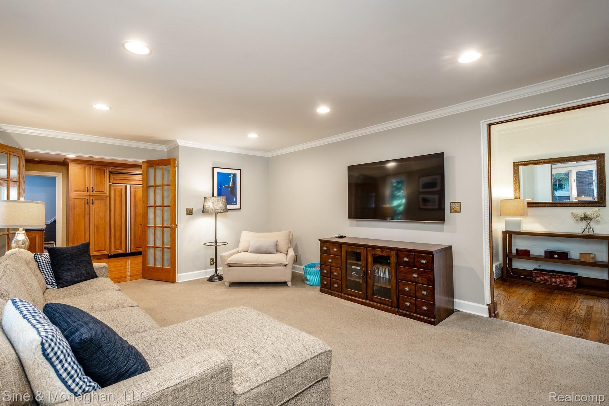 474 Washington Road Grosse Pointe, MI 48230 - Photo 22 of 73 474 Washington S030.jpg