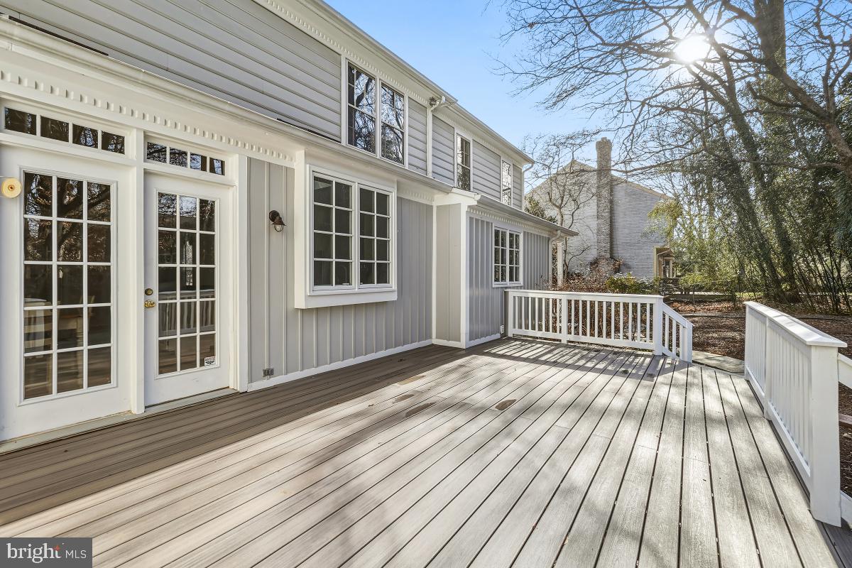 7700 Brickyard Road Potomac, MD 20854 - Photo 44 of 55 Back Deck View