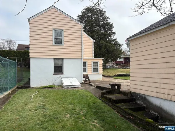 $529,999 | 429 MacArthur Avenue, Garfield, NJ 07026