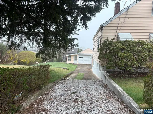 $529,999 | 429 MacArthur Avenue, Garfield, NJ 07026