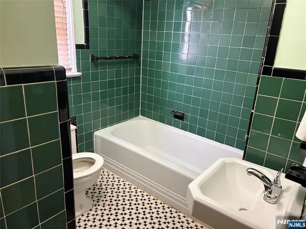 $529,999 | 429 MacArthur Avenue, Garfield, NJ 07026