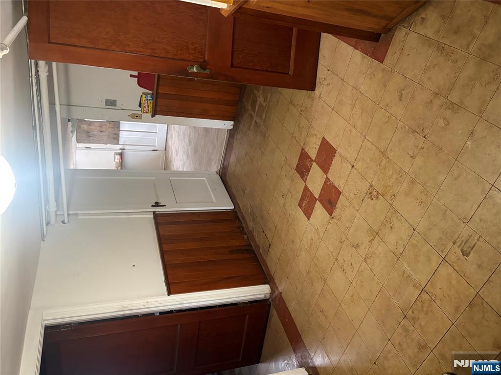 429 MacArthur Avenue Garfield, NJ 07026 - Photo 29 of 38 a view of a storage & utility room