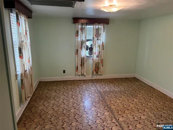 $529,999 | 429 MacArthur Avenue, Garfield, NJ 07026