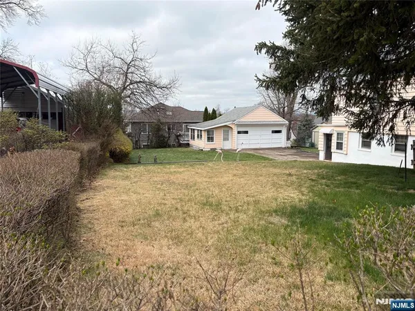 $529,999 | 429 MacArthur Avenue, Garfield, NJ 07026