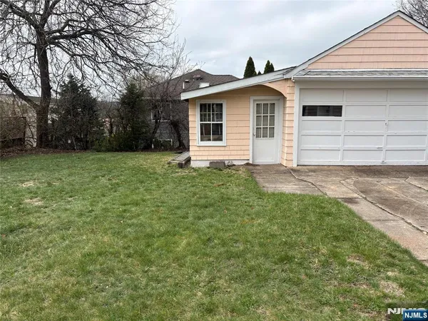 $529,999 | 429 MacArthur Avenue, Garfield, NJ 07026