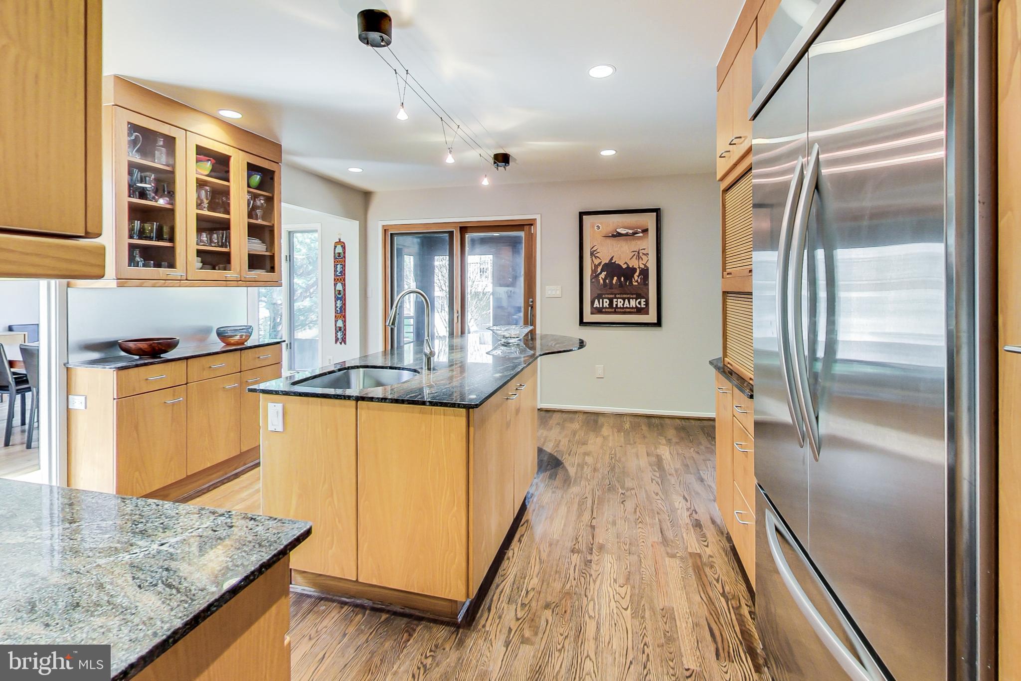 9504 Starmont Road Bethesda, MD 20817 - Photo 20 of 65