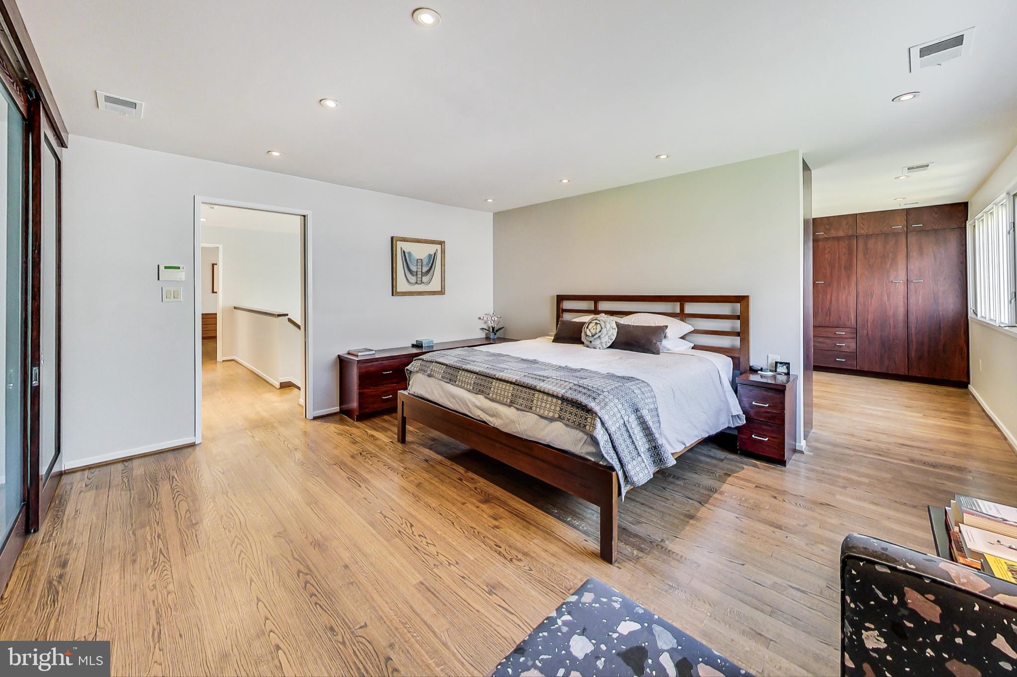 9504 Starmont Road Bethesda, MD 20817 - Photo 27 of 65