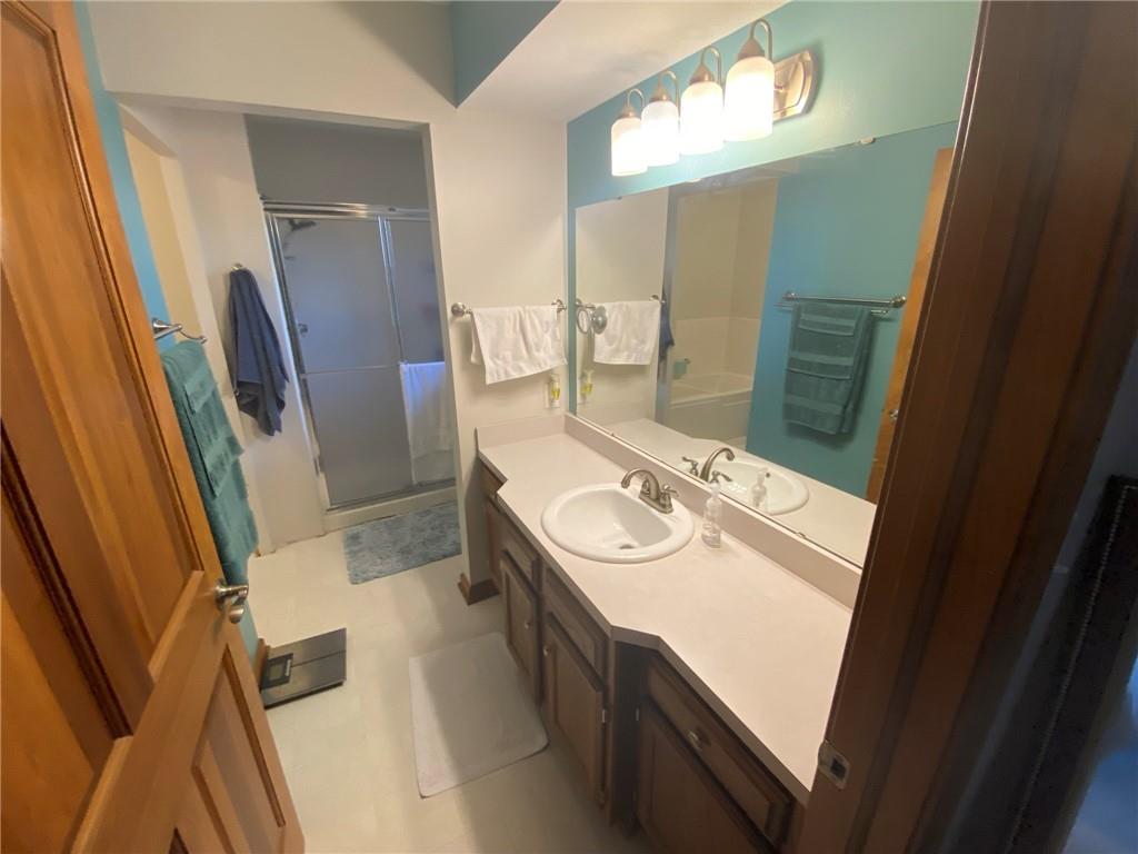 208 Charing Cross Road Indianapolis, IN 46217 - Photo 18 of 26 Gallery Image 18