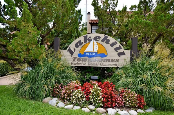 $1,690 | 2610 Lakehill Lane, Unit 17C, Carrollton, TX 75006