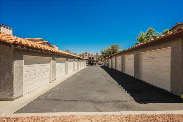 $259,900 | 1575 West Warm Springs Road, Unit 2722, Henderson, NV 89014