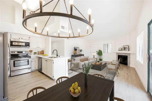 $259,900 | 1575 West Warm Springs Road, Unit 2722, Henderson, NV 89014