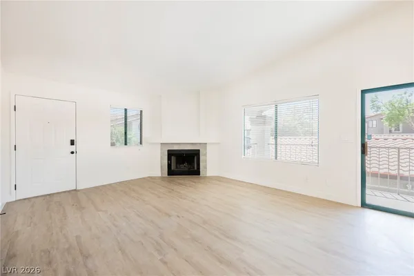 $259,900 | 1575 West Warm Springs Road, Unit 2722, Henderson, NV 89014