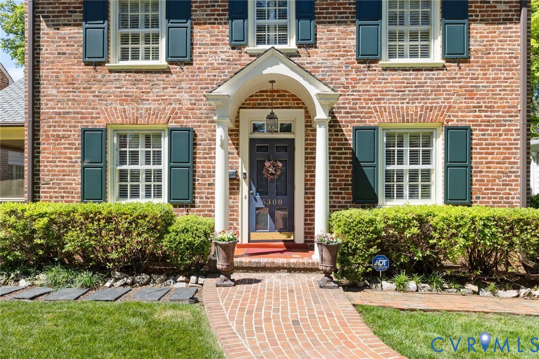 5308 Dorchester Road Richmond, VA 23225 - Photo 2 of 32 Front Entry