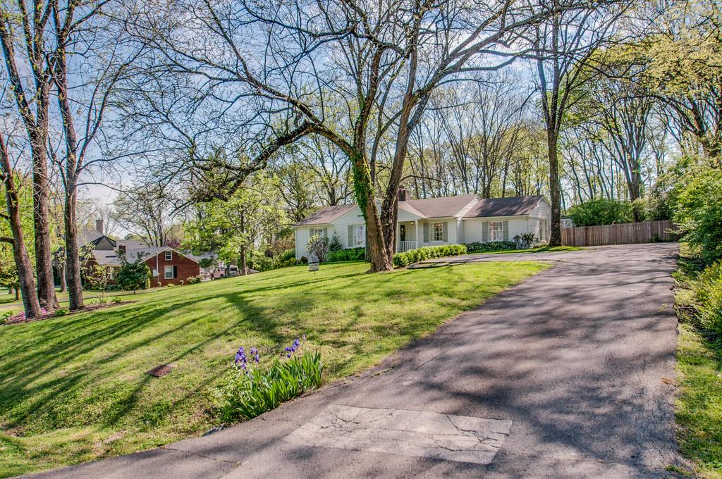 3426 Trimble Road Nashville, TN 37215 - Photo 3 of 30