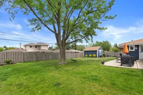$375,000 | 6920 West Armour Avenue, Greenfield, WI 53220