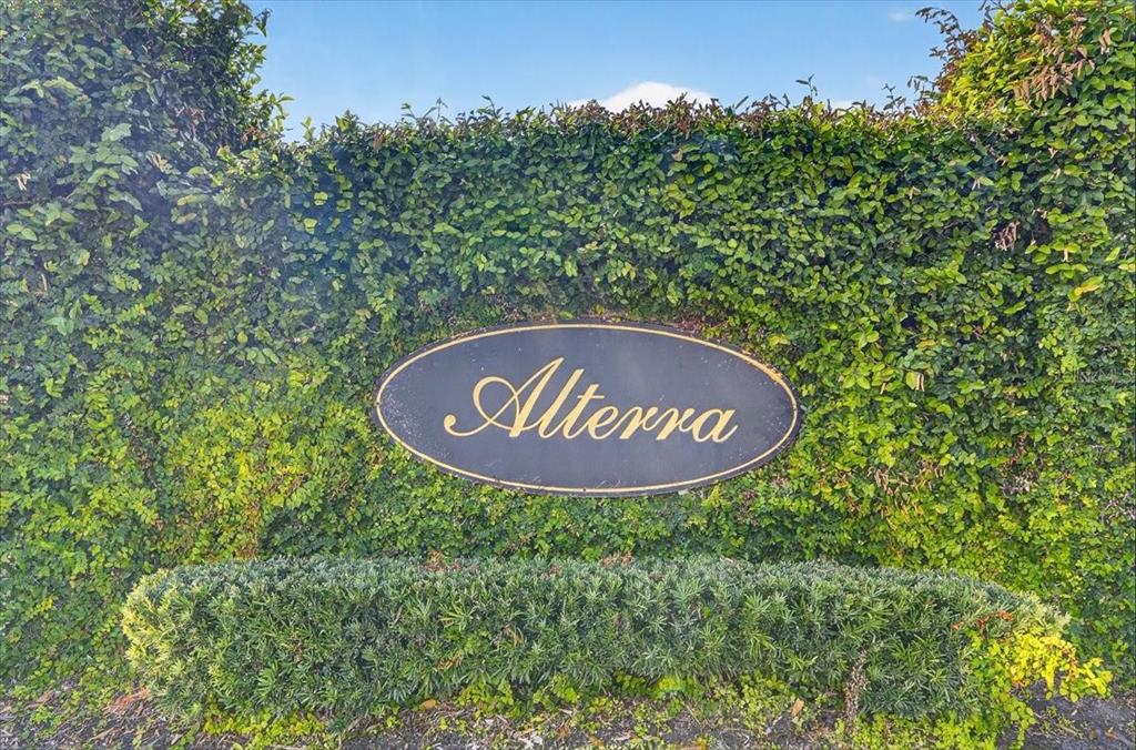 3246 South Northview Road Plant City, FL 33566 - Photo 41 of 57 a view of outdoor space and front view of a house