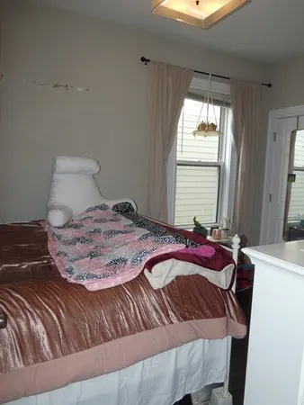 $3,700 | 37 Condor Street, Unit 3, Boston, MA 02128