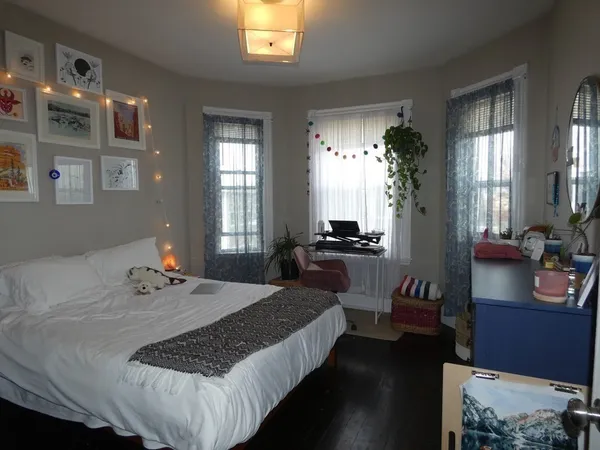 $3,700 | 37 Condor Street, Unit 3, Boston, MA 02128