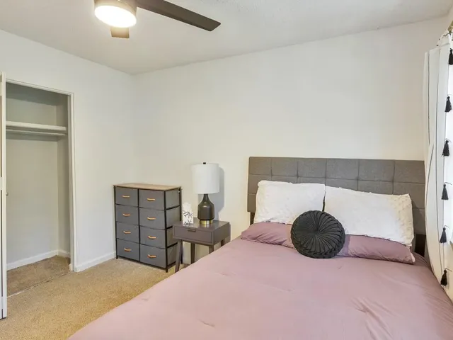 $2,575 | 2790 Farmstead Road, Smyrna, GA 30080