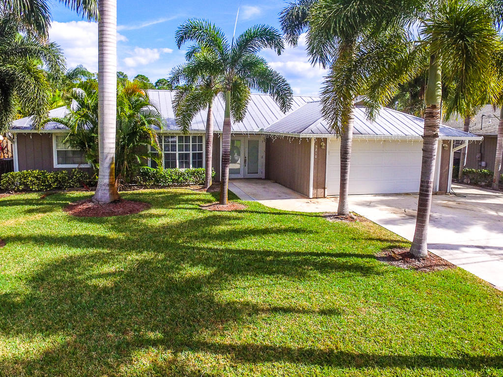 5810 Raintree Trail
