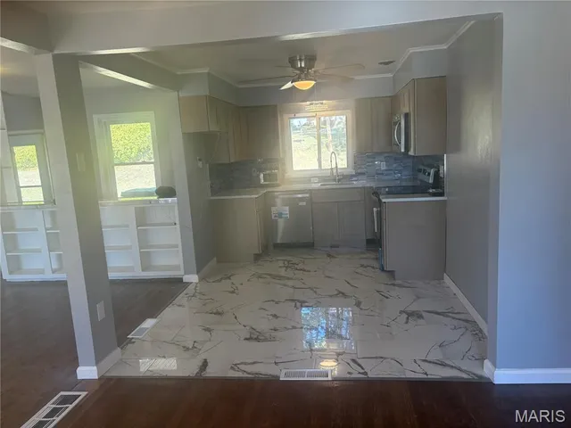 $215,000 | 1313 Northumberland Drive, St. Louis, MO 63137