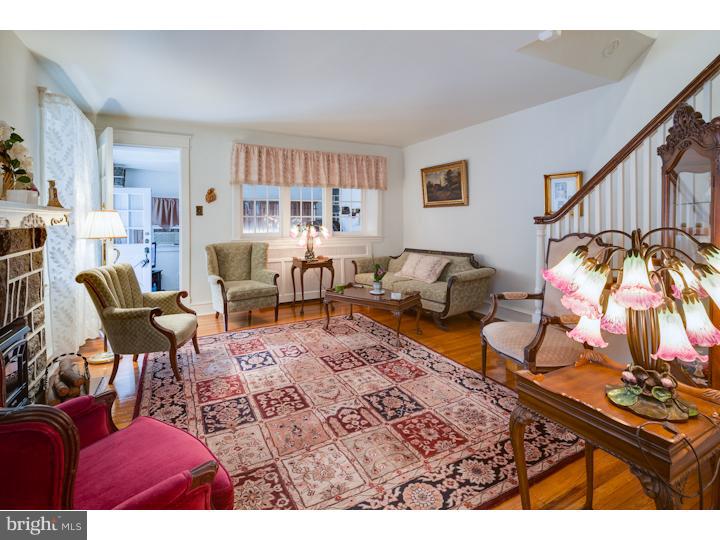 131 Overhill Road Upper Darby, PA 19082 - Photo 2 of 17