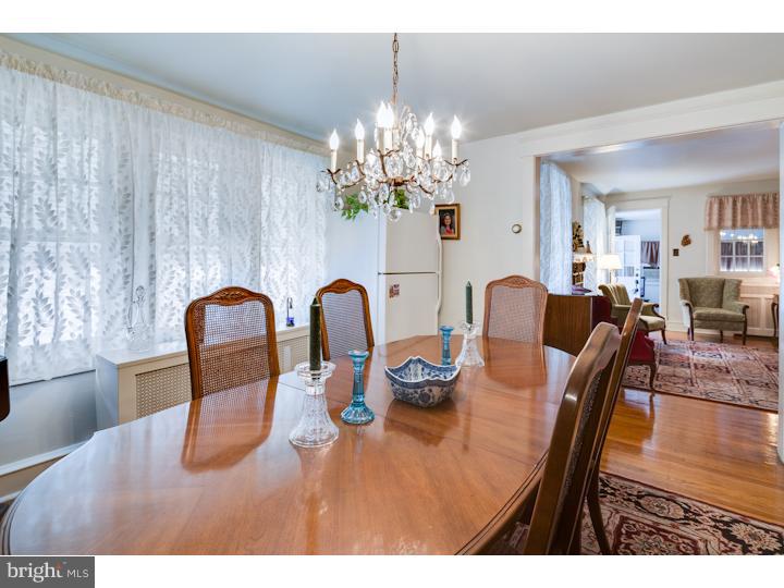 131 Overhill Road Upper Darby, PA 19082 - Photo 4 of 17