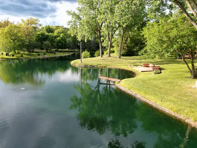 $775,000 | 5814 Highway 173, Richmond, IL 60071