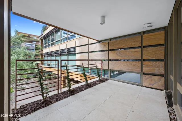 $2,500 | 7137 East Rancho Vista Drive, Unit 2008, Scottsdale, AZ 85251