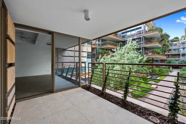 $2,500 | 7137 East Rancho Vista Drive, Unit 2008, Scottsdale, AZ 85251