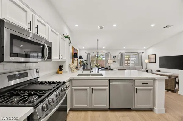 $399,000 | 2013 Joy View Lane, Henderson, NV 89012
