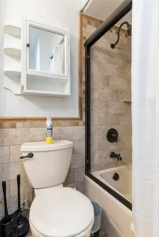 $1,650,000 | 6148 West 85th Place, Los Angeles, CA 90045