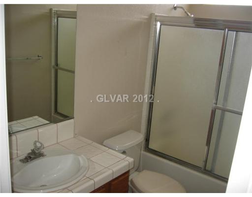 5760 Doubletree Road Pahrump, NV 89061 - Photo 18 of 26 Bathroom.