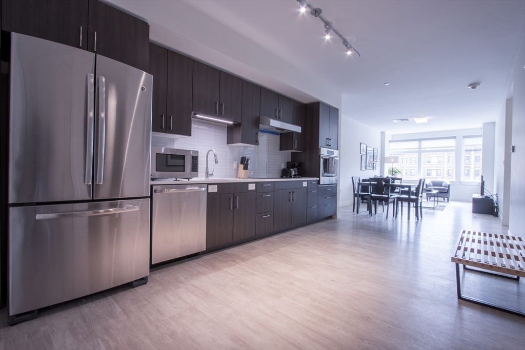 900 Beacon Street, Unit 403 Boston, MA 02215 - Photo 7 of 12