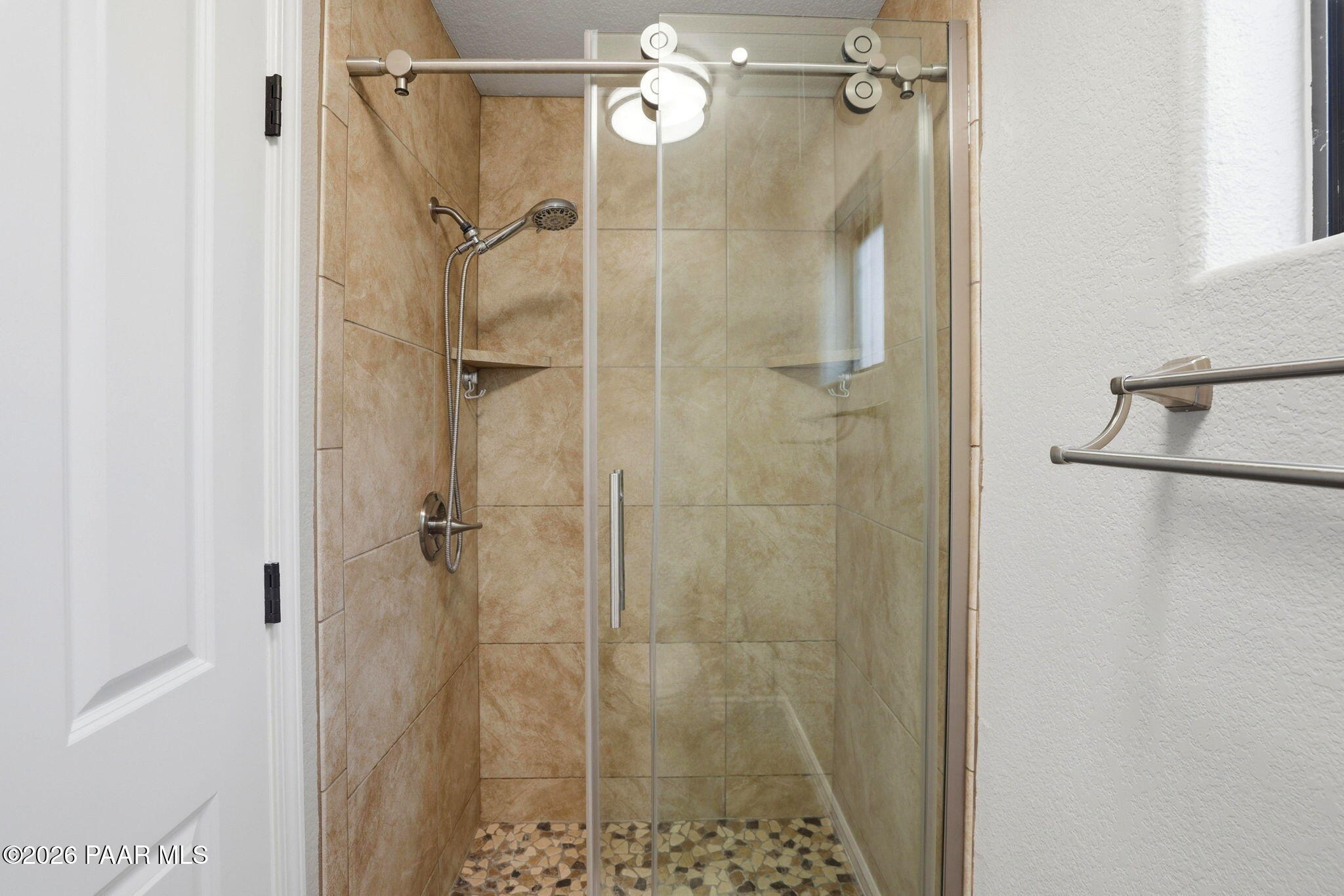 3431 North Victor Road Prescott Valley, AZ 86314 - Photo 15 of 32 15-Primary Bathroom 2