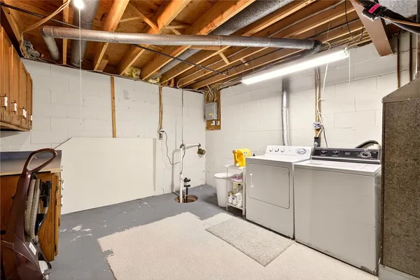 $319,000 | 38 Huxley Way, Perinton, NY 14450