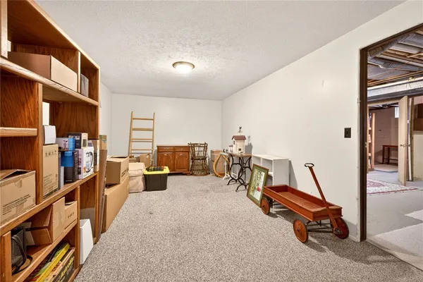 $319,000 | 38 Huxley Way, Perinton, NY 14450